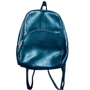 Stylish Black Backpack with Adjustable Straps